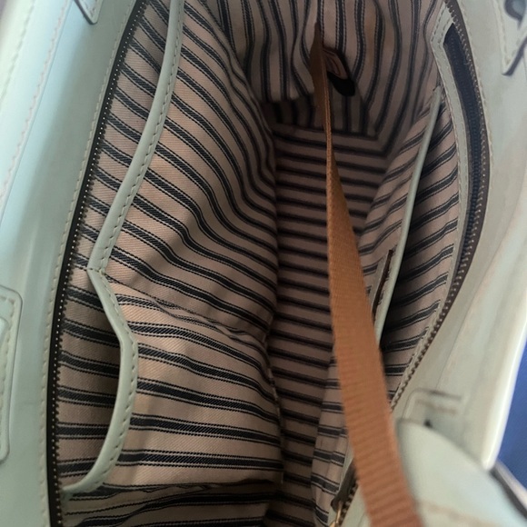 Dooney & Bourke tote - Picture 9 of 10